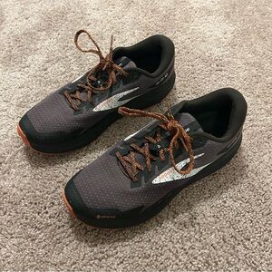 Brooks Divide 4 GTX Trail Black Running Shoes Men’s Size 10.5